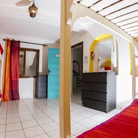 Dfrost Almugar Surf And Yoga Hostel ทากาเซาท์ ภายนอก รูปภาพ
