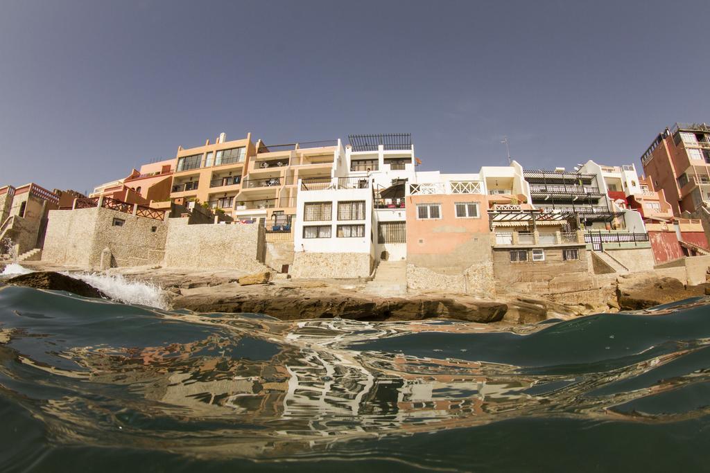 Dfrost Almugar Surf And Yoga Hostel ทากาเซาท์ ภายนอก รูปภาพ