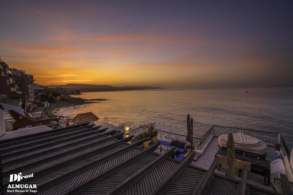 Dfrost Almugar Surf And Yoga Hostel ทากาเซาท์ ภายนอก รูปภาพ