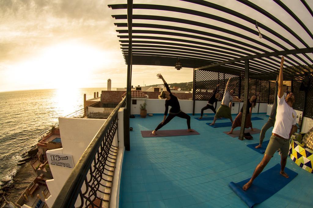 Dfrost Almugar Surf And Yoga Hostel ทากาเซาท์ ภายนอก รูปภาพ